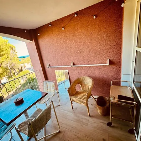 Semesterbostad Cap Esterel Magnifique F2 42m2 Vue Sur La Et La Piscine Ref K1 203 *
