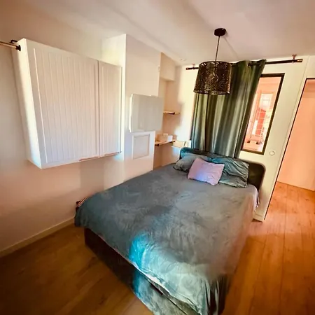 Cap Esterel Magnifique F2 42m2 Vue Sur La Et La Piscine Ref K1 203 *
