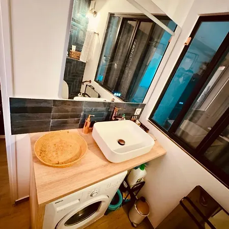 Cap Esterel Magnifique F2 42m2 Vue Sur La Et La Piscine Ref K1 203 Vakantiehuis